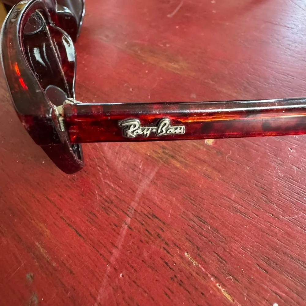 Ray-Ban ban tortoiseshell dark